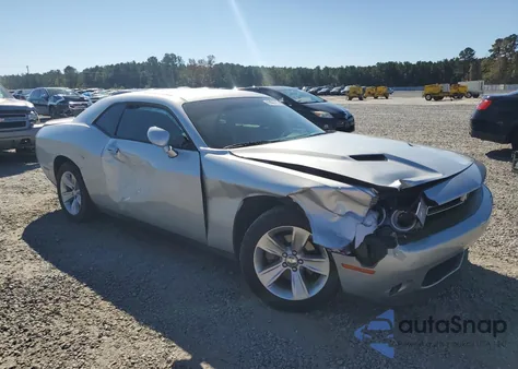 2023 Dodge Challenger Sxt z USA, uszkodzony, nr VIN 2C3CDZAG8PH544189